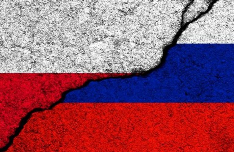 Moszkva nem zárja ki, hogy Lengyelország és a balti államok a diplomáciai kapcsolatok megszakításáról döntenek