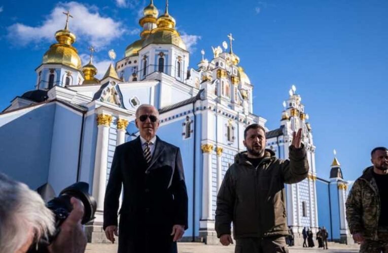 Az Egyesült Államok felvette a kapcsolatot Oroszországgal Biden kijevi látogatása előtt