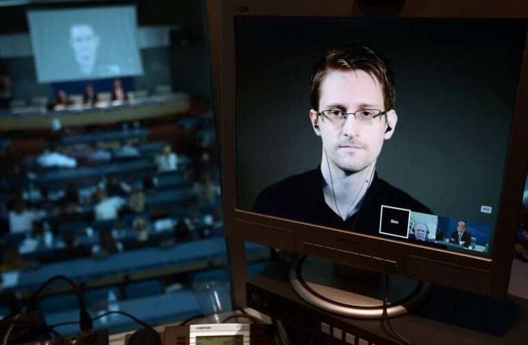 Snowden: az “ismeretlen eredetű” légi objektumok célja a figyelemelterelés az Északi Áramlat felrobbantásáról