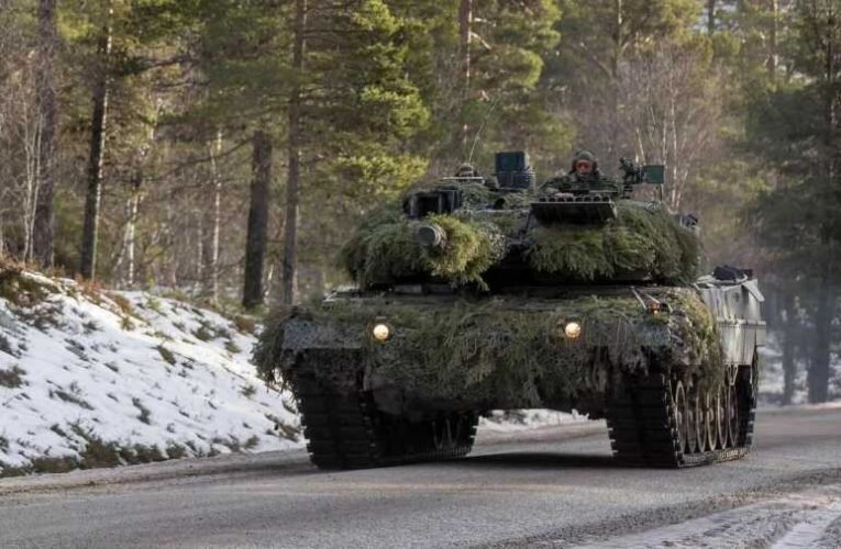 Leopárd tankokat észleltek Artemivszk közelében