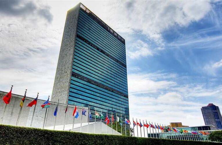 Az ENSZ Közgyűlése határozatban sürgeti a harcok lezárását Ukrajnában és az orosz csapatok kivonását