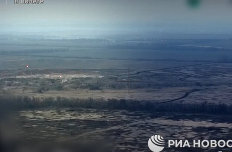 Videó: Még a szovjet időkből megmaradt légelhárító fegyverekkel semmisítik meg az ukrán állásokat