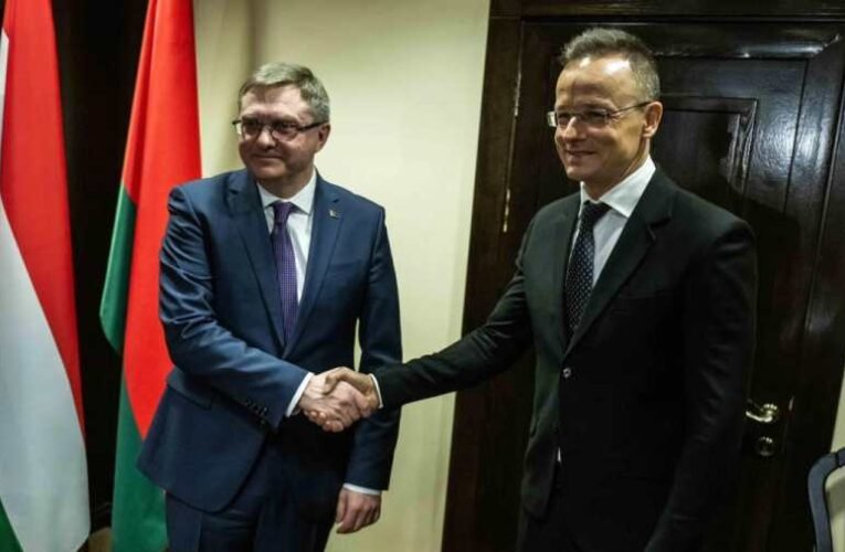 A belarusz ellenzék vezetője kiakadt Szijjártó fehéroroszországi látogatásán