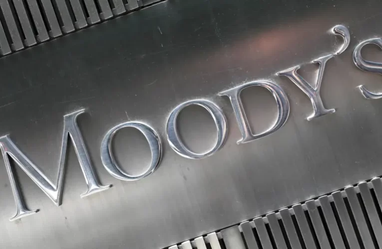 Leminősítési felülvizsgálat alá vette Izrael államadós-besorolásait a Moody’s