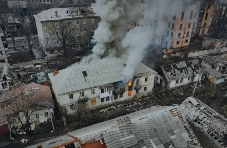 Az ukrán katonai szóvivő tagadta a bahmuti városháza orosz elfoglalását