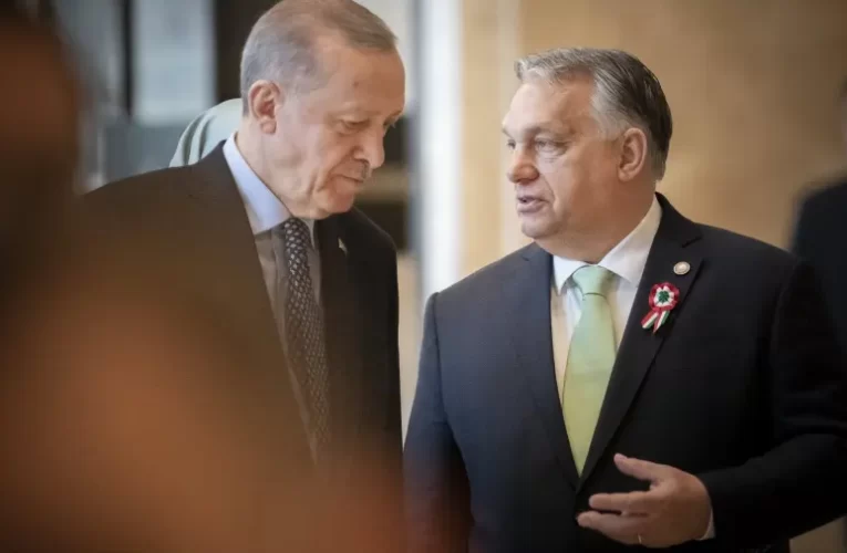 Orbán Viktor: Világossá kell tenni, hogy a globális többség békét akar