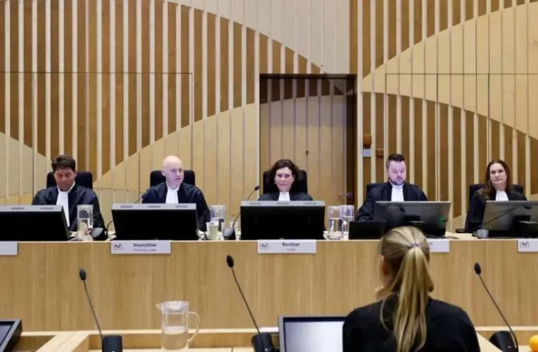 Levédia krónikása: Háborús bűnösök, állami terroristák akarnak törvényt ülni