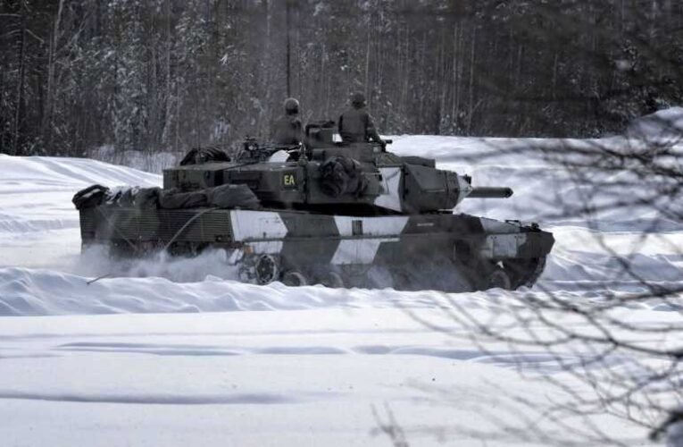 Svájc blokkolja a fegyverszállítást Ukrajnába