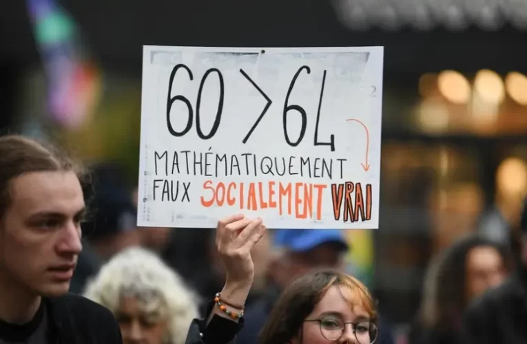 Párizs: A francia szenátus elfogadta a vitatott nyugdíjreformot