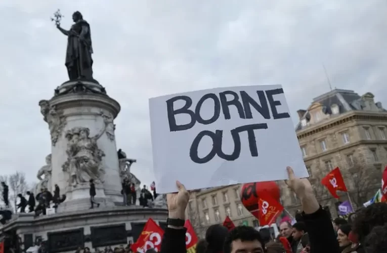 Ma is folytatódik a nyugdíjkorhatár felemelése elleni országos tiltakozás Franciaországban