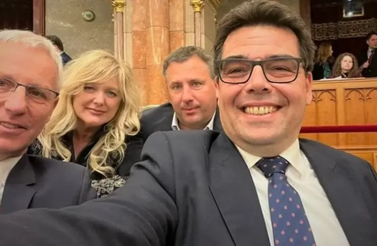 A Fidesz hand in hand szavazott Gyurcsányékkal – csak a Mi Hazánk nem szavazta meg Finnország NATO-hoz való csatlakozását