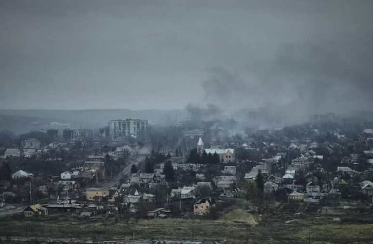 Hivatalos: az oroszok teljesen bevették Bakhmutot