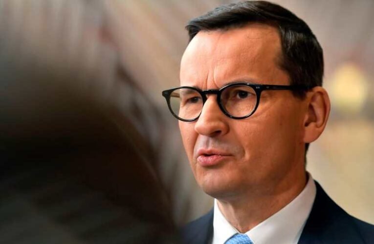 Morawiecki felszólította Zelenszkijt, hogy soha többé ne sértegesse Lengyelországot