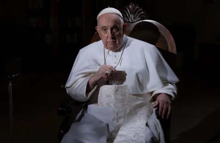 Stoffán György: Róma püspöke – Budapestre jön… Gondolatok egy látogatás előtt