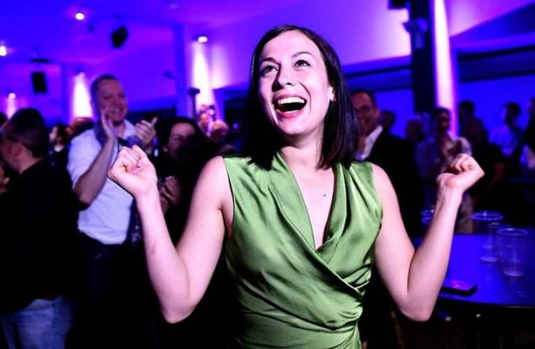 Így ereszti ki a gőzt Strasbourgban a momentumos Cseh Katalin