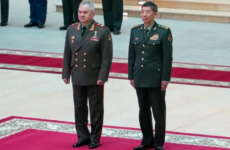Kínai védelmi miniszter: új szintre lép Peking és Moszkva katonai együttműködése
