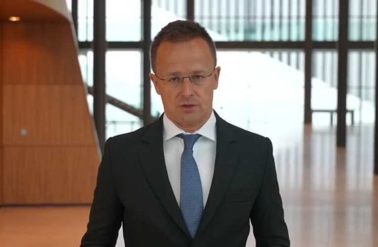 Szijjártó Péter: Újabb tizenöt magyart mentenek ki Szudánból – új fejlemények (videó)