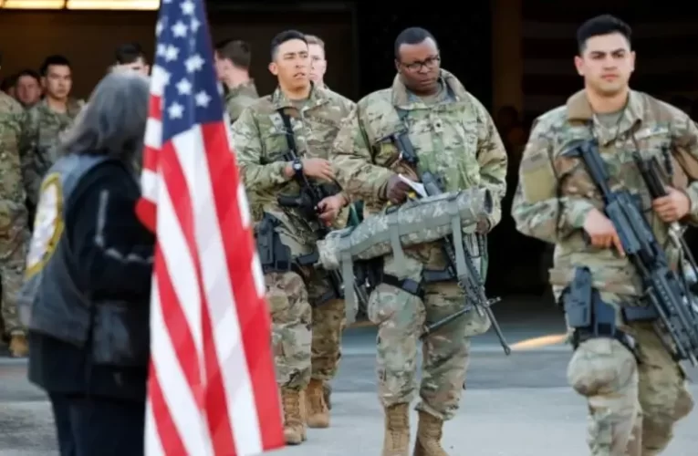 Német képviselő: az amerikai erőknek és az atomfegyvereiknek távozniuk kell Németországból