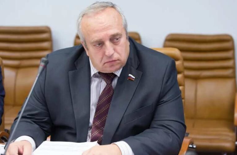 „Tűz általi megtisztulás” – Klintsevics ezredes szerint így válaszol majd Oroszország