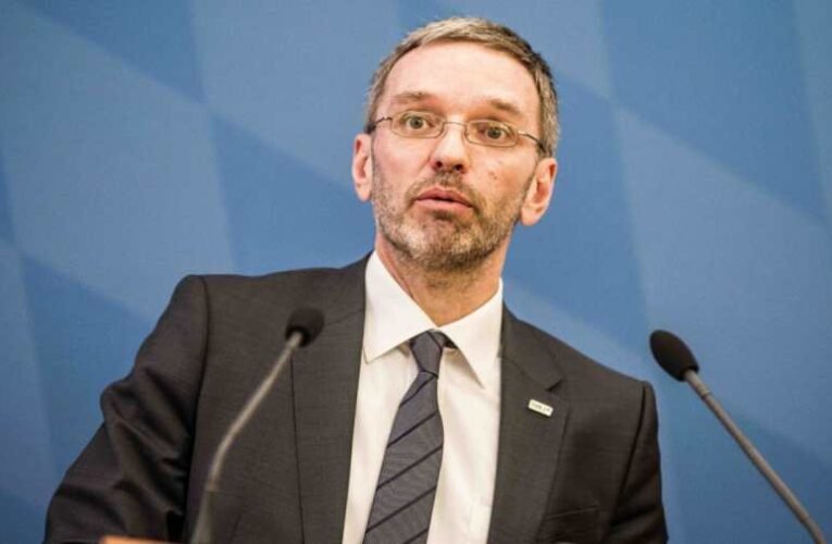 Az osztrákok is kiakadtak: az EU szerintük is elvágná a tagállami szuverenitás utolsó szálait