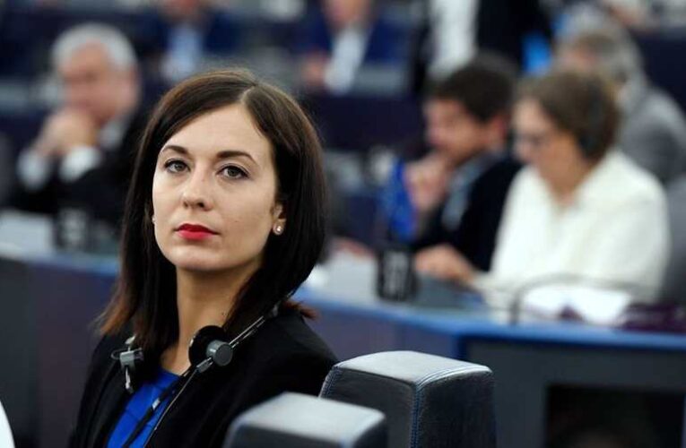 Cseh Katalinnal vizsgálnák az uniós pénzek felhasználását hazánkban
