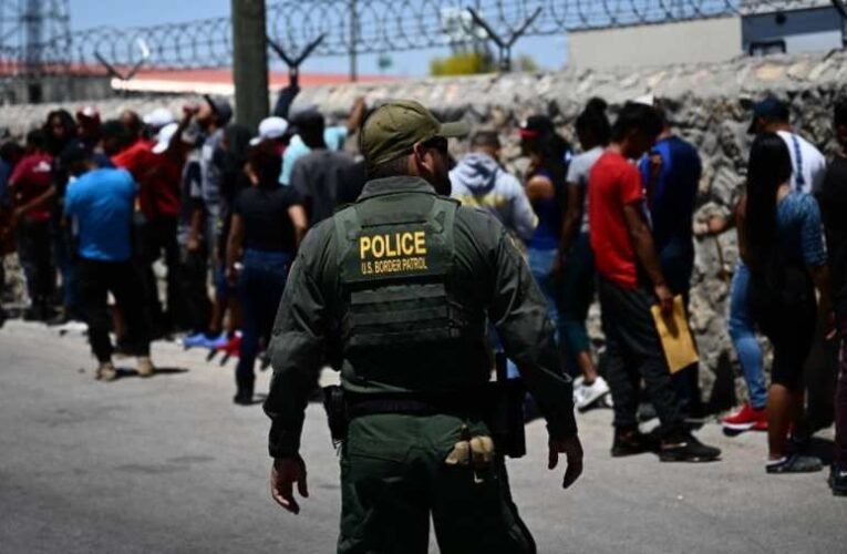 Texasban durvul a helyzet, az állam fegyverkezik