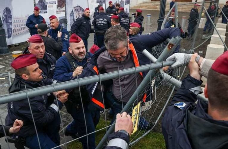 Molotov-koktéllal is készülhet a a Szent István-bazilikához ma délután a szélsőbal