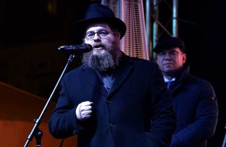 Köves Slomó visszavágott a fröcsögő Heisler Andrásnak