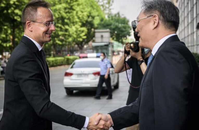 Szijjártó Péter: újabb hárommilliárd eurónyi kínai autóipari beruházás érkezik Magyarországra