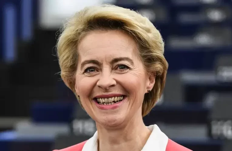 Pfizer-alku: Ursula, a valódi autokratikus uralkodó