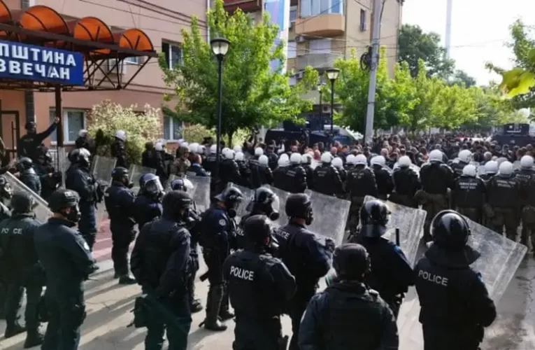 Bayer Zsolt: A szerbek igazsága