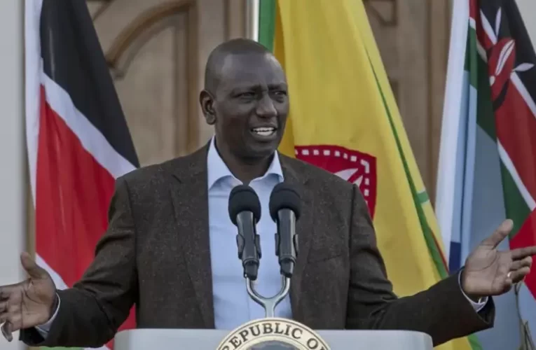 Dollármentesítés: Kenya elnöke a pánafrikai fizetési rendszer mellett szólalt fel