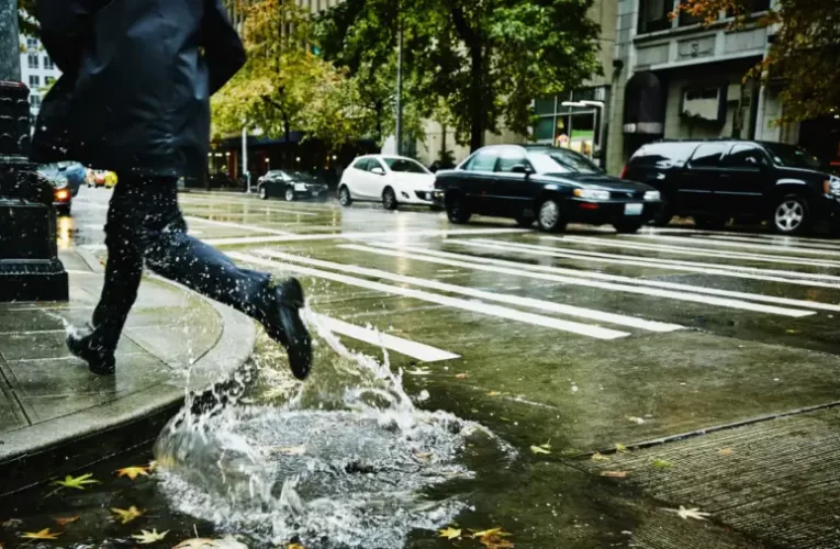 Durva vihar csap le Magyarországra, kettészakad az ország