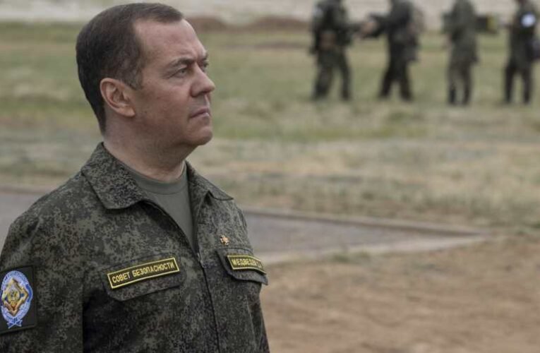 Medvegyev súlyos fenyegetést küldött az ukránoknak a kurszki támadás után