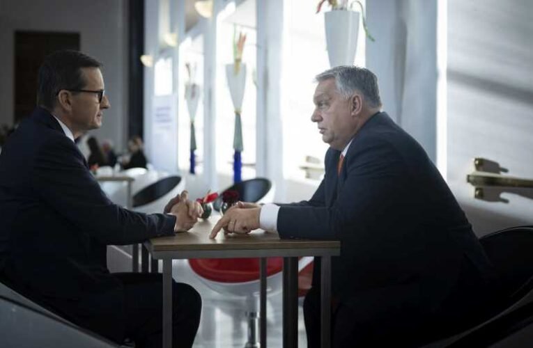Politico: megakadályozta Orbán és Morawiecki az Európai Tanács migrációs megállapodását
