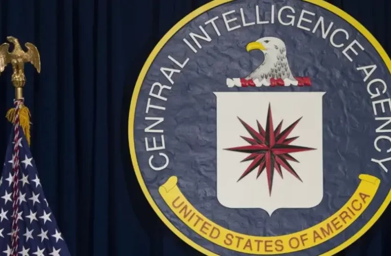 Loptunk, csaltunk, hazudtunk – mondta a CIA egykori vezetője