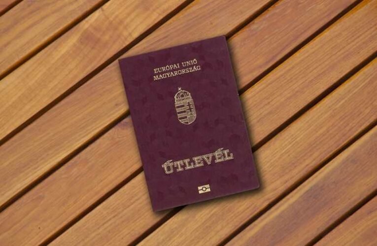 Az EU egyik legjobb útlevele a magyar, mindenhol szívesen látnak minket