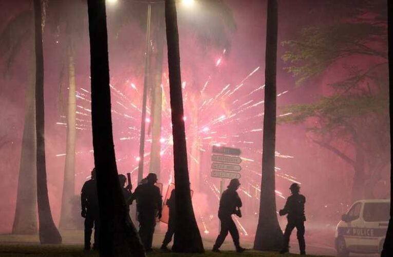 Folytatódtak az összecsapások Franciaországban (videók)