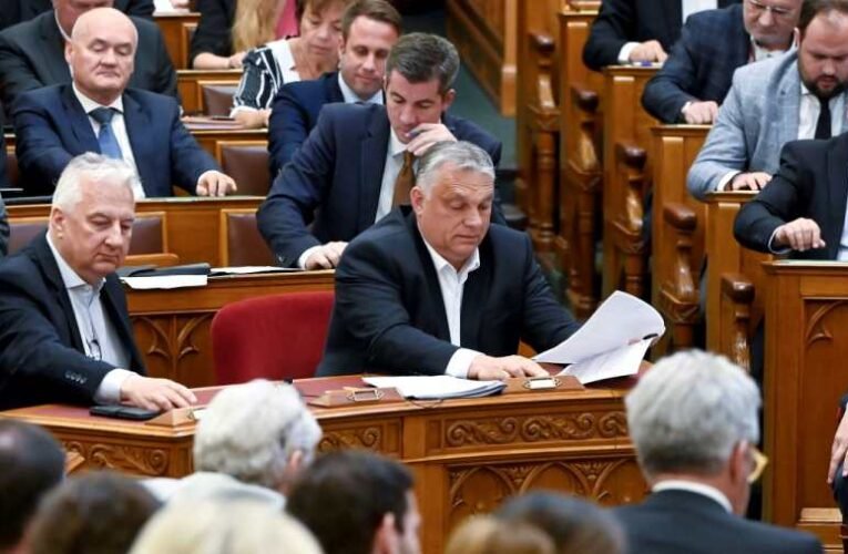 Orbán Viktor: Az infláció nem érinti az ellenzéket, mert ők dollárban számolnak