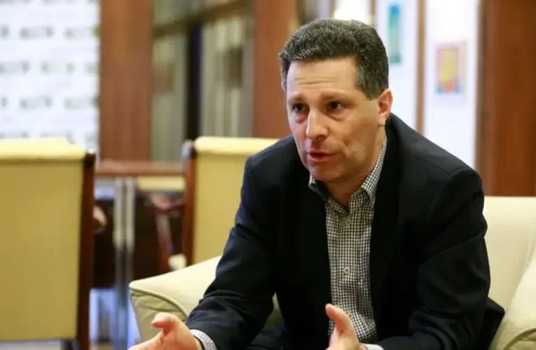 Schiffer: Ha nem kapunk uniós pénzt, mi se fizessünk!