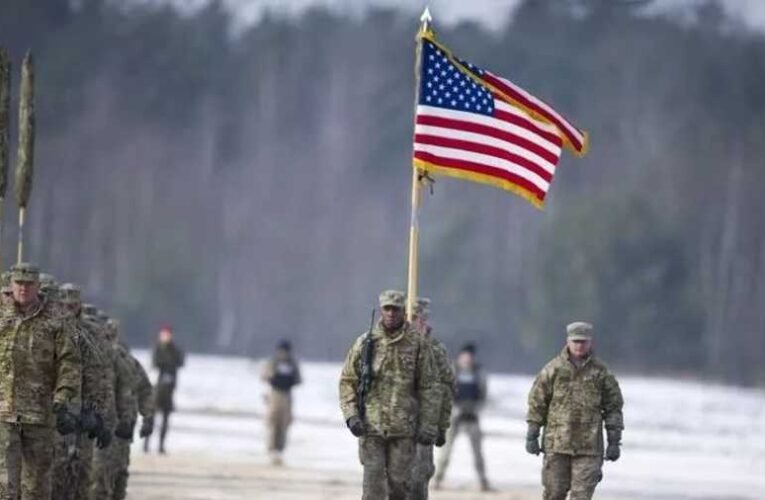 Özönlenek az amerikai katonák Európába az ukrajnai háború kezdete óta
