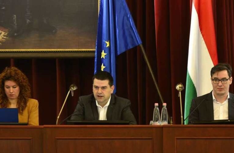 Karácsonyék kapták a legtöbb pénzt Soroséktól