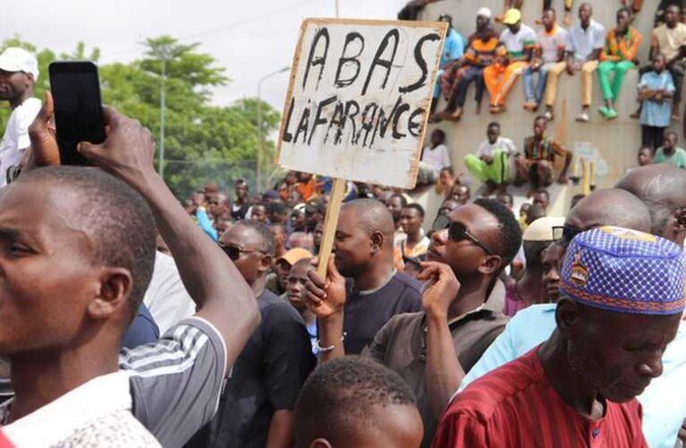 Niger: Folyamatosan nő a gyűlölet a franciák ellen