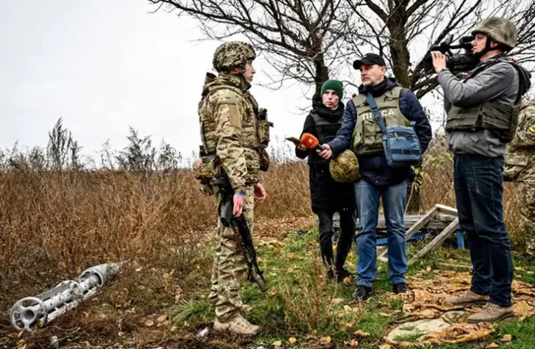 Valamit nagyon el akarnak titkolni az ukránok a sajtó elől