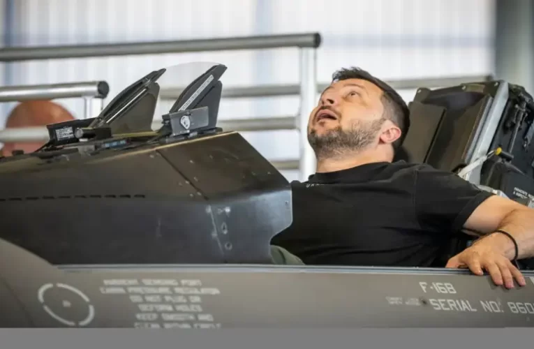 Hollandia az összes F-16-os vadászgépét átadja Ukrajnának