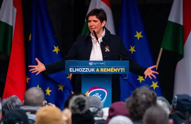 Dobrev a Magyar Nemzet riporterét sértegette, és elmenekült a migrációs kérdések elől