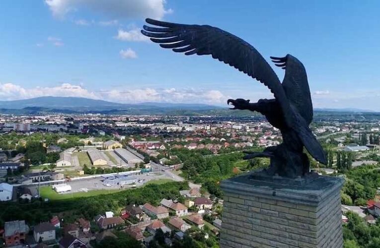 Folytatódik az erőszakos ukránosítás – a túlélésért küzd egy munkácsi magyar iskola