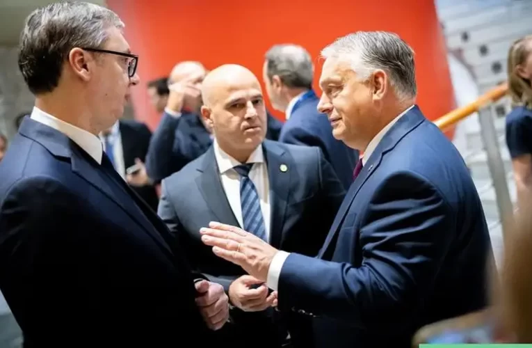 Üzent a miniszterelnök: „Itt az ideje, hogy a brüsszeli bürokraták észhez térjenek!”