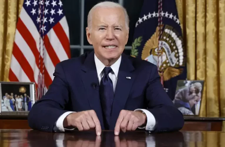 A bukott Bidennek mennie kell