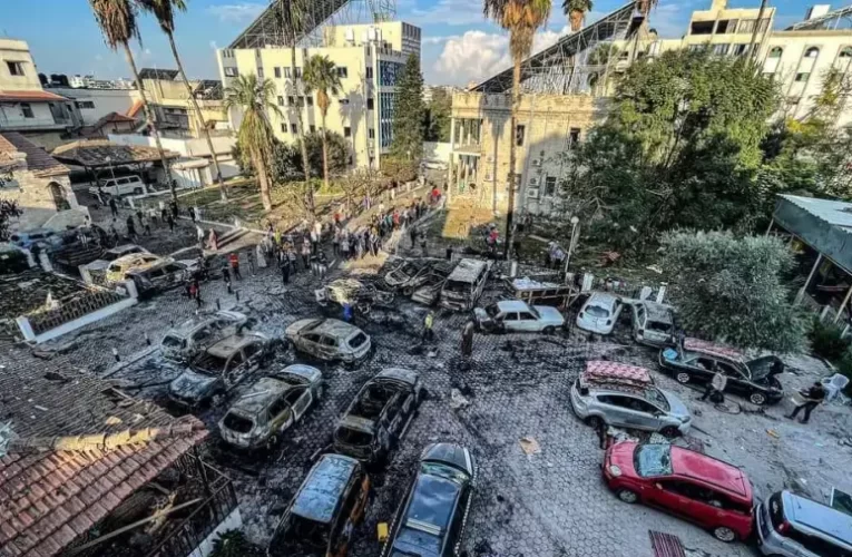 Az izraeliek szerint egy levegőben felrobbant palesztin rakéta törmeléke okozta a kórházi robbanást (+videó)